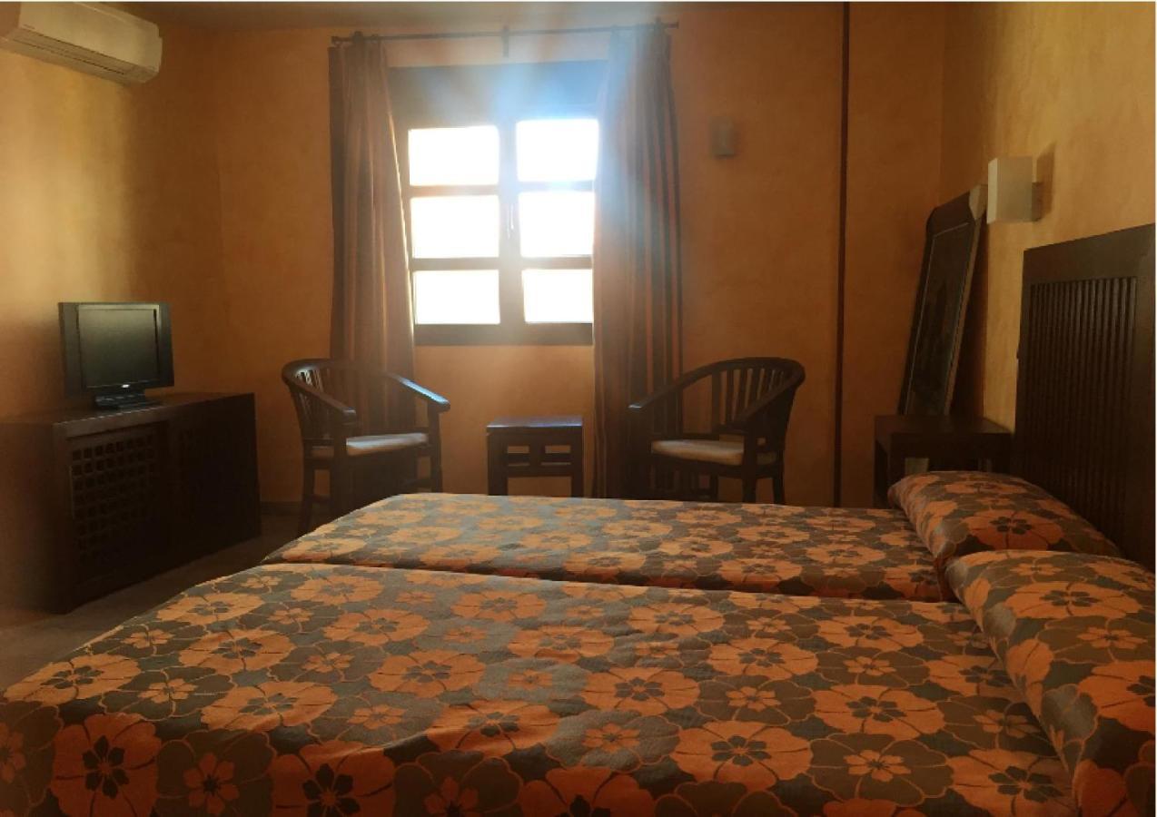 El Soportal De Uceda Hotel Екстериор снимка
