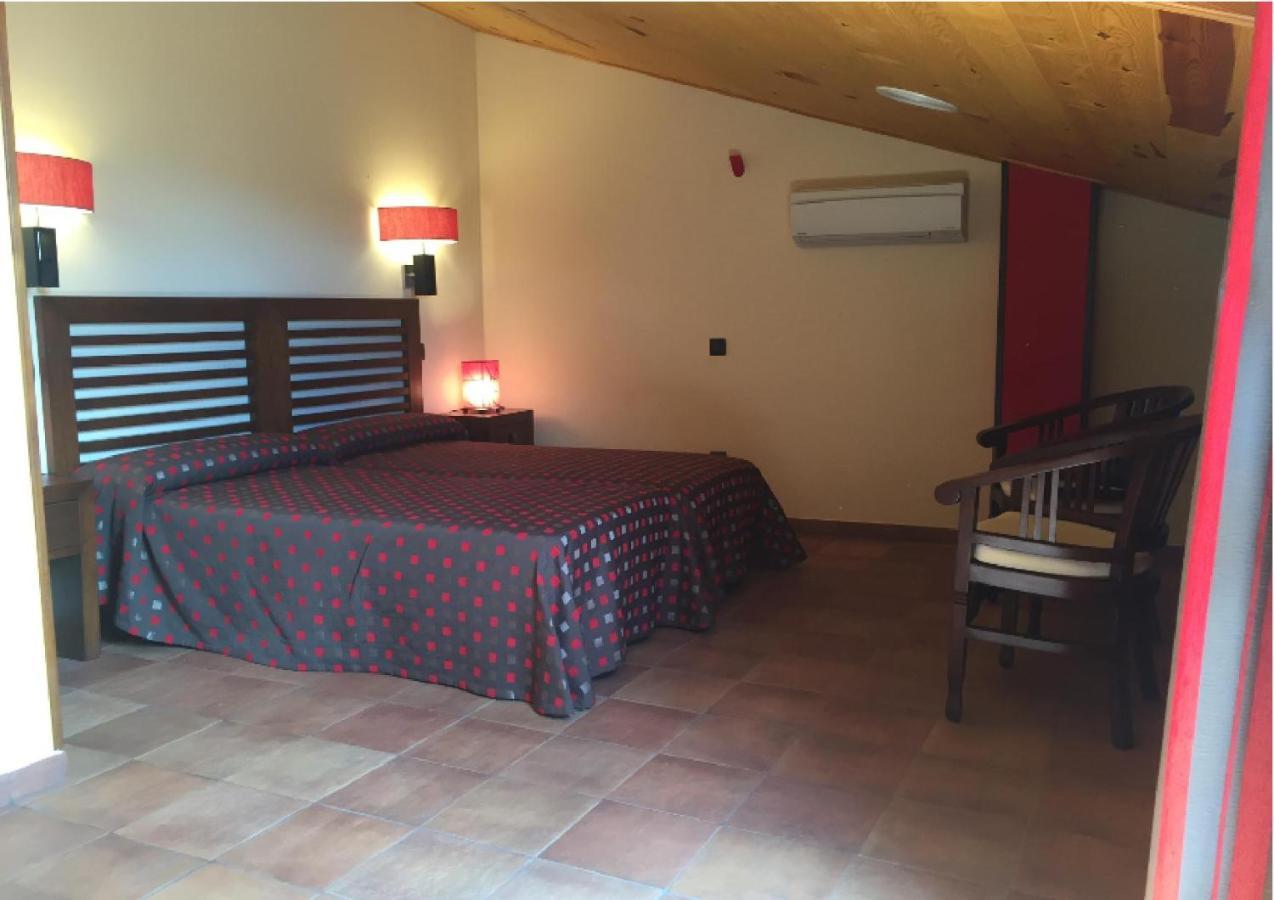 El Soportal De Uceda Hotel Екстериор снимка